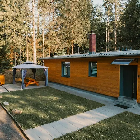 Lesni Lazne Muna Holiday home Hradec