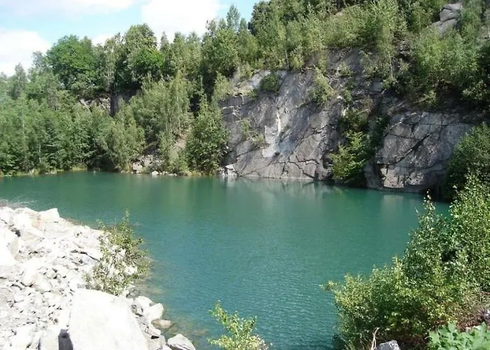 Lesni Lazne Muna * Hradec-Nova Ves